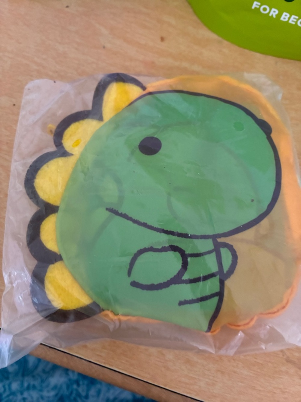 Woobles shoulder bag Fred the Dino sold out online